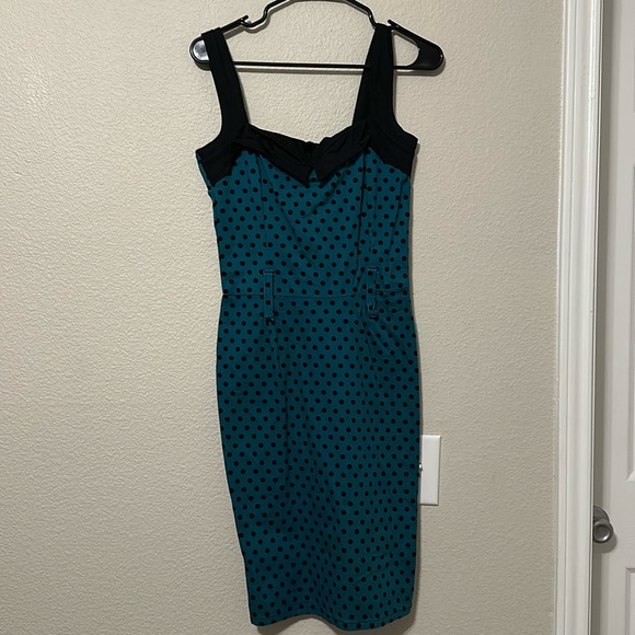 Switchblade Stiletto pin up dress - Picture 1 of 3